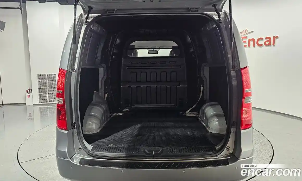 Hyundai Starex 2017 2.5 гидро в Москве № 126807, фото 20