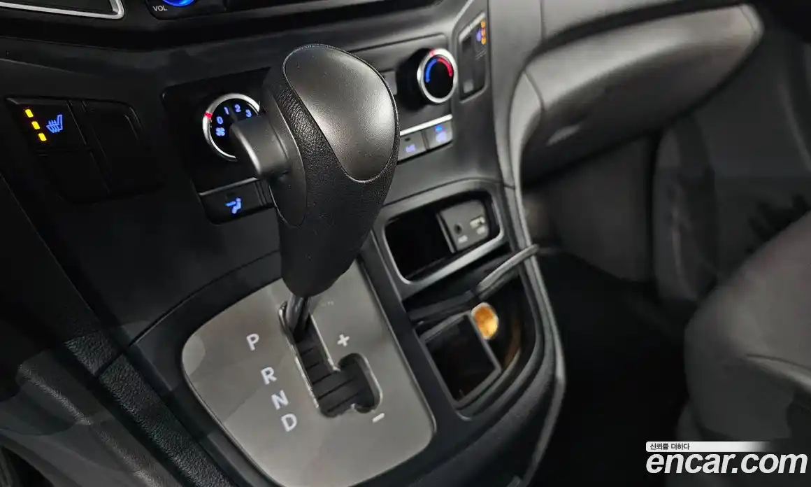 Hyundai Starex 2017 2.5 гидро в Москве № 126807, фото 9