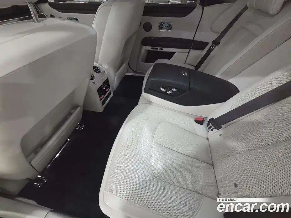 Rolls-Royce Ghost 2021 6.7 гидро в Москве № 1324482, фото 17