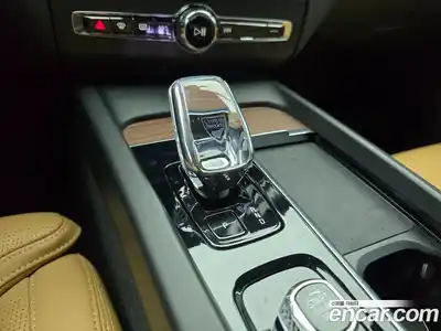 Volvo XC60 2023 2.0 гидро в Москве № 1422940, миниатюра 12