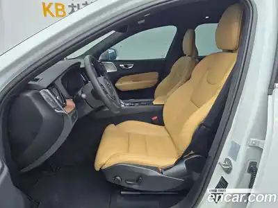Volvo XC60 2023 2.0 гидро в Москве № 1422940, миниатюра 7