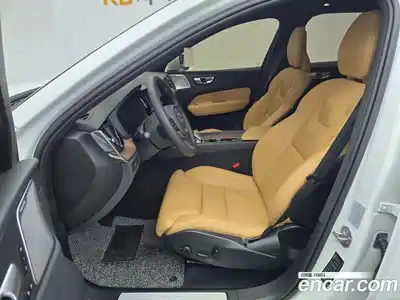Volvo XC60 2023 2.0 гидро в Москве № 1422945, миниатюра 6