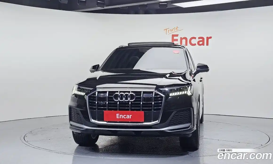 Audi Q7 2022 3.0 гидро в Москве № 149858, фото 3