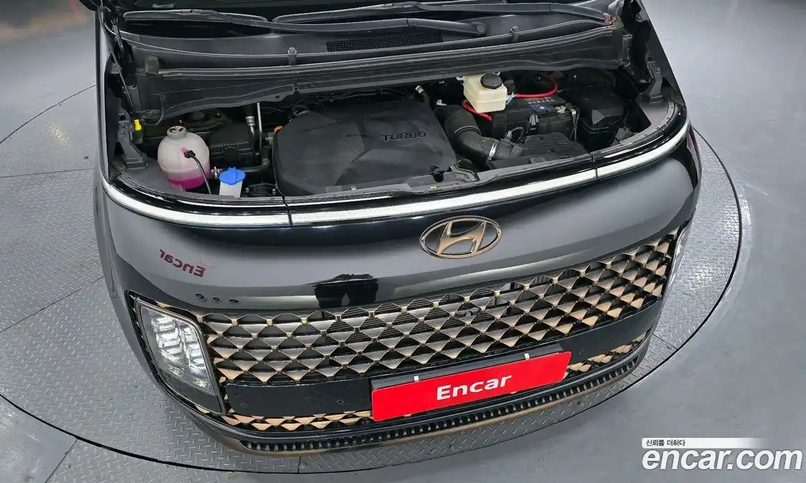 Hyundai Staria 2022 2.2 гидро в Москве № 1536817, фото 6
