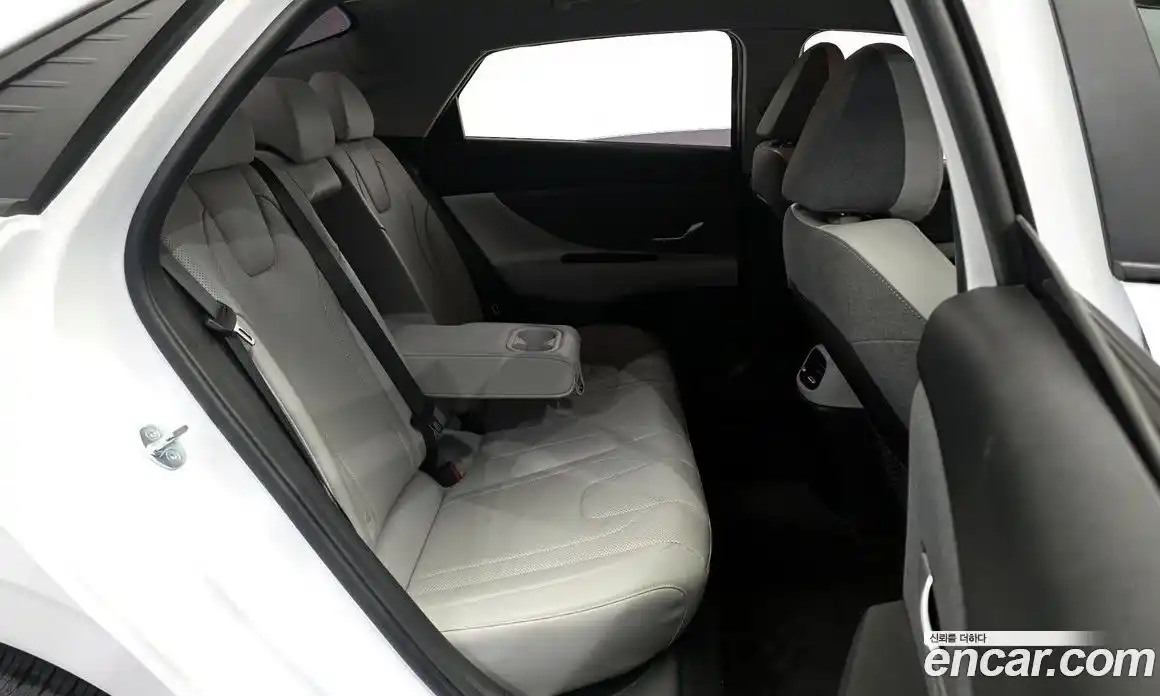 Hyundai Avante 2023 1.6 гидро в Москве № 1537631, фото 11