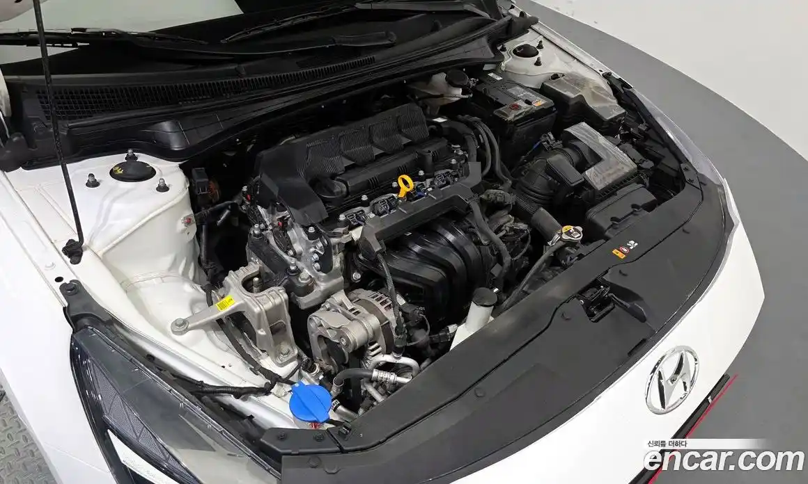 Hyundai Avante 2023 1.6 гидро в Москве № 1537631, фото 6