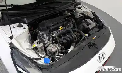 Hyundai Avante 2023 1.6 гидро в Москве № 1537631, миниатюра 6