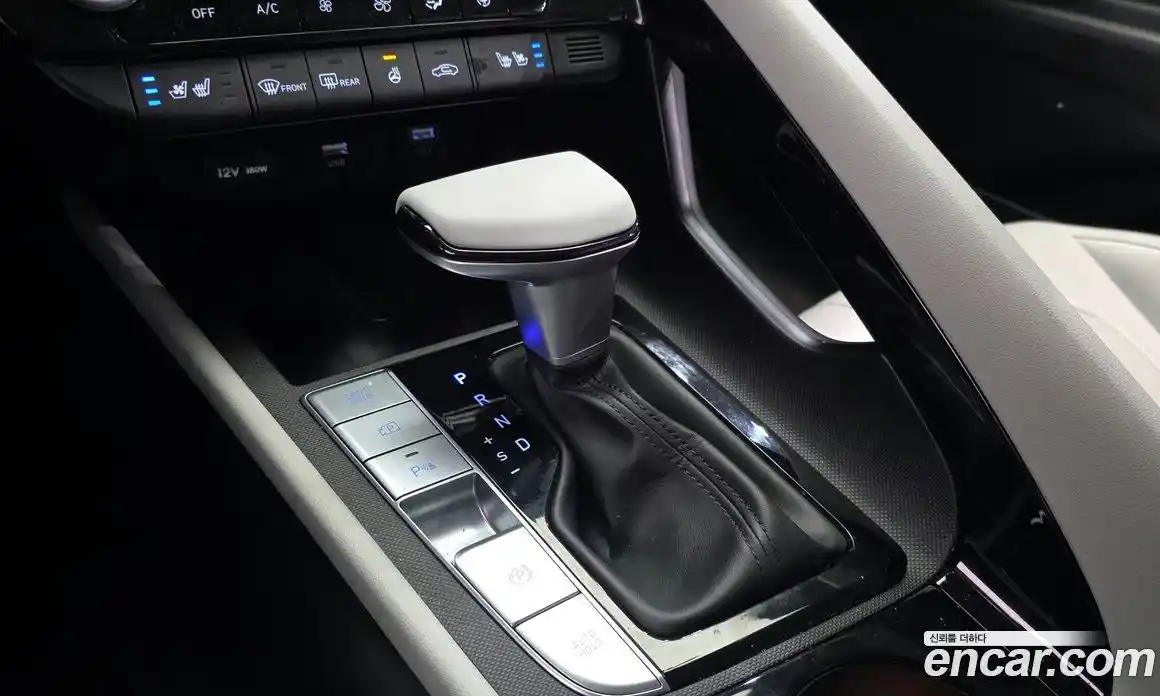 Hyundai Avante 2023 1.6 гидро в Москве № 1537631, фото 9