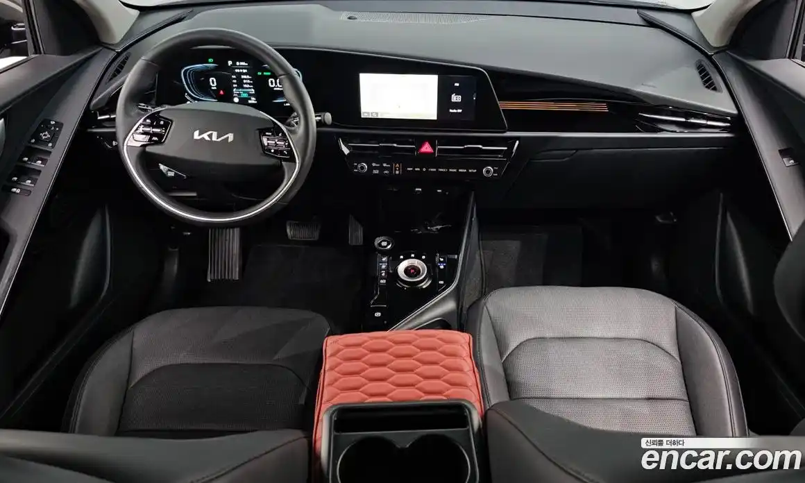 Kia Niro 2025 1.6 гидро в Москве № 1537837, фото 7