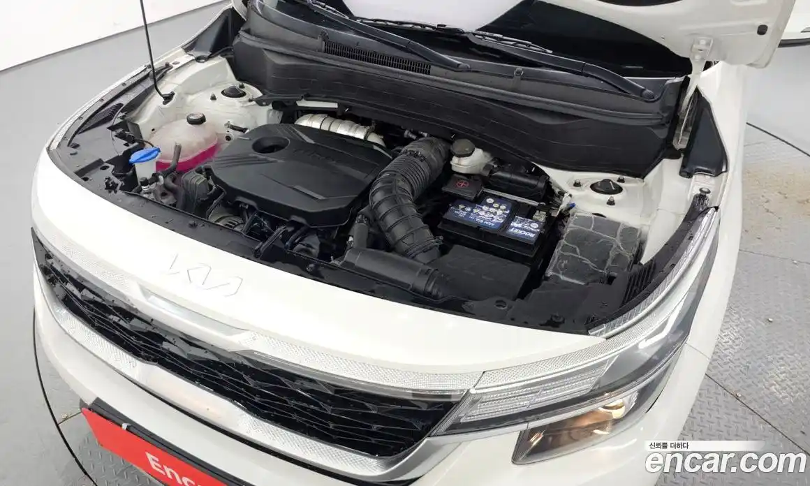 Kia Seltos 2022 1.6 гидро в Москве № 1538182, фото 6