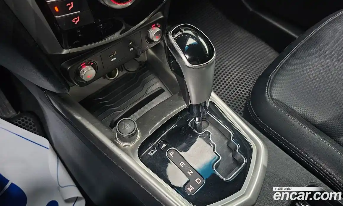 SsangYong TIBOLI 2015 1.6 гидро в Москве № 1540283, фото 9