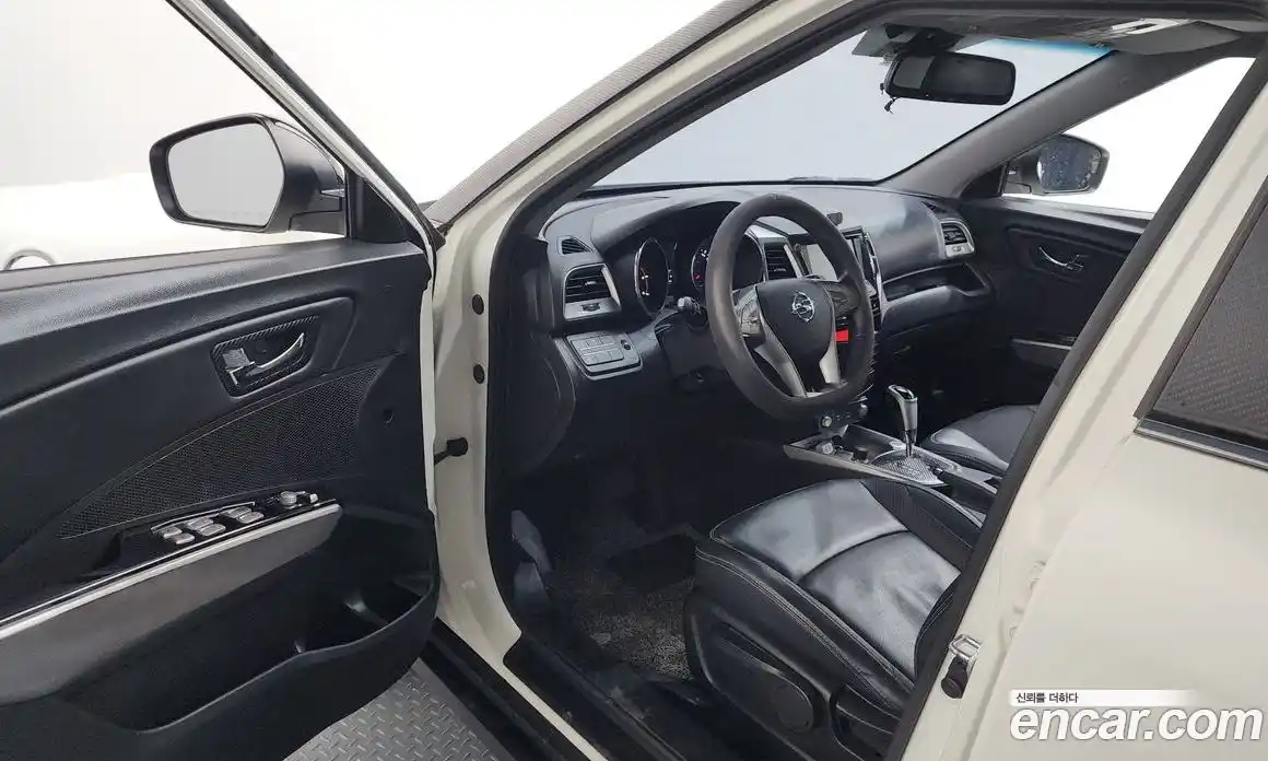 SsangYong TIBOLI 2015 1.6 гидро в Москве № 1540566, фото 10