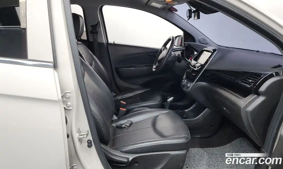 Chevrolet Spark 2016 1.0 гидро в Москве № 1541127, фото 11