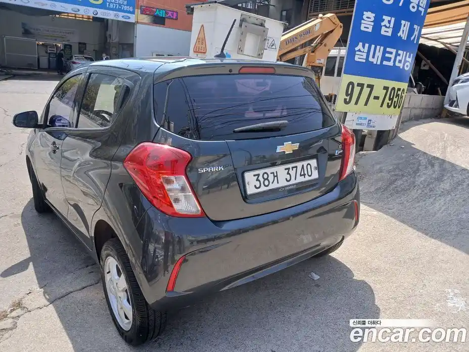 Chevrolet Spark 2017 1.0 гидро в Москве, фото 3