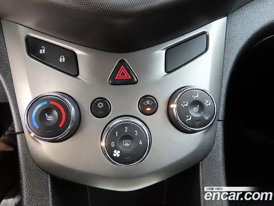 Chevrolet Aveo 2015 1.4 гидро в Москве № 1541400, фото 14