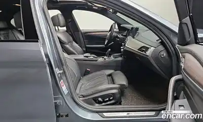BMW 5-Series 2017 2.0 гидро в Москве № 1541734, миниатюра 11