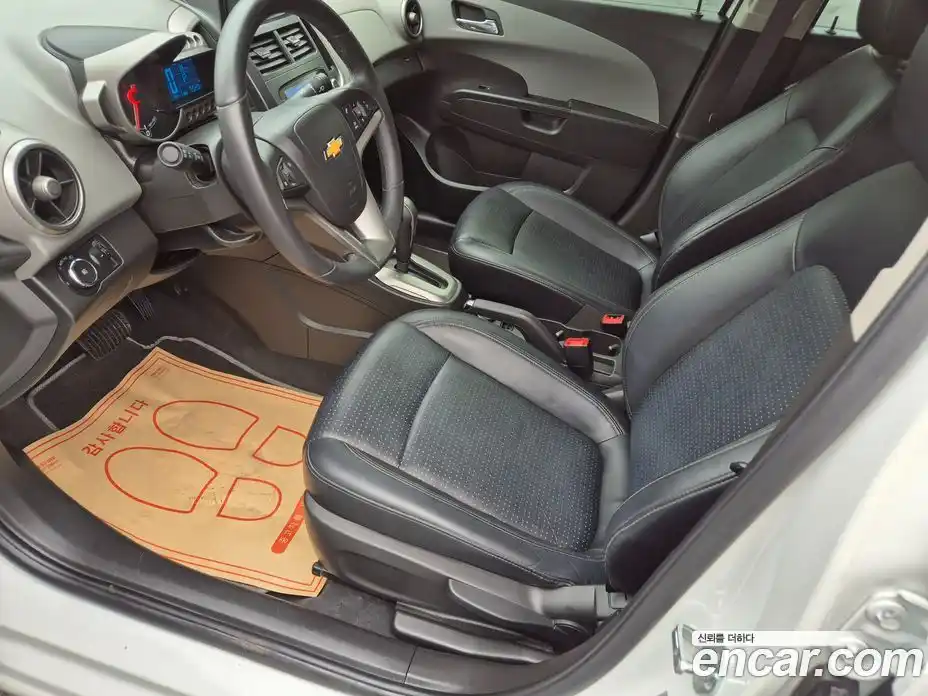 Chevrolet Aveo 2013 1.6 гидро в Москве № 1542528, фото 12