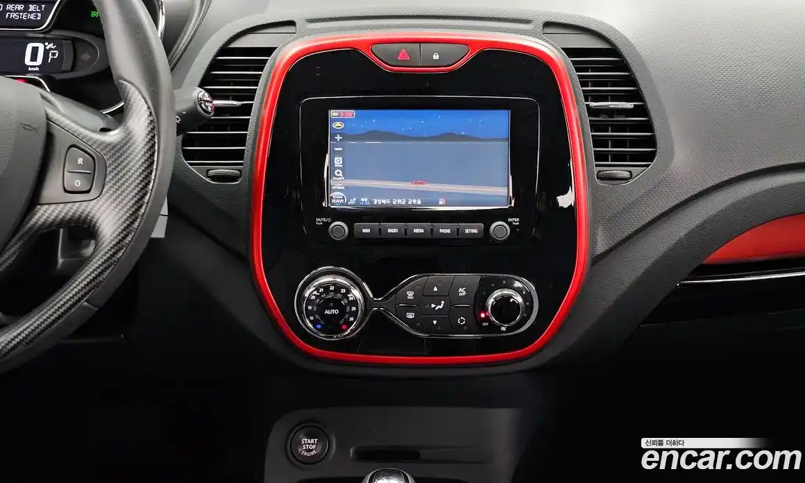 Renault QM3 2015 1.5 гидро в Москве № 1542962, фото 14