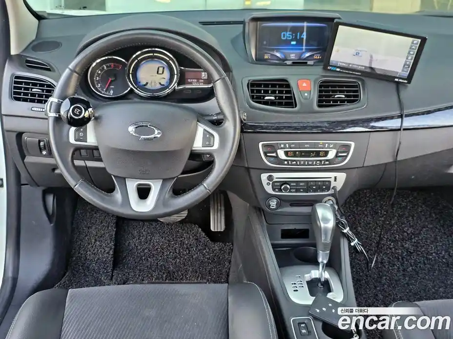 Renault SM3 2014 1.6 гидро в Москве № 1543907, фото 12
