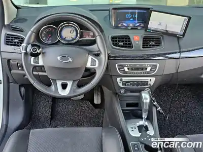 Renault SM3 2014 1.6 гидро в Москве № 1543907, миниатюра 12
