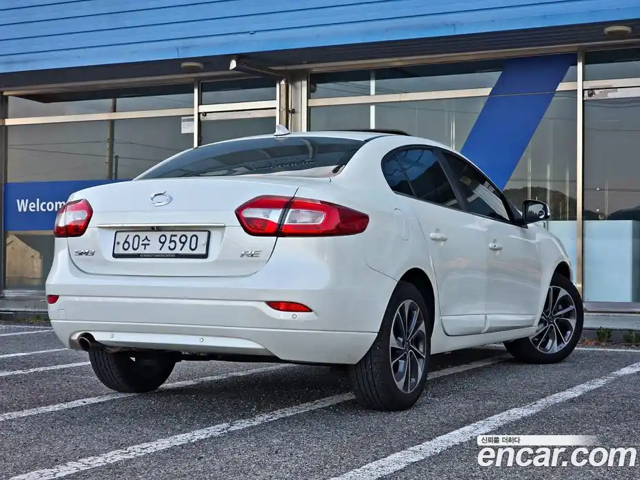 Renault SM3 2014 1.6 гидро в Москве № 1543907, фото 4