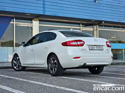 Renault SM3 2014 1.6 гидро в Москве № 1543907, миниатюра 6