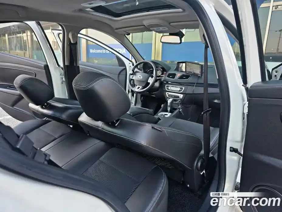 Renault SM3 2014 1.6 гидро в Москве № 1543907, фото 7