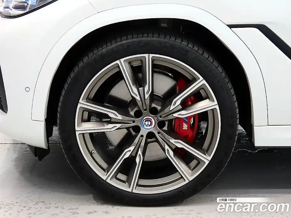 BMW X6 2023 4.4 гидро в Москве № 1544308, фото 5