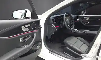 Mercedes-Benz E-Class 2023 2.0 гидро в Москве № 1544753, миниатюра 11