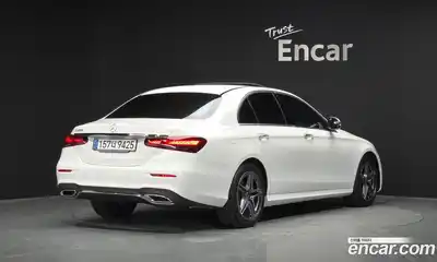 Mercedes-Benz E-Class 2023 2.0 гидро в Москве № 1544753, миниатюра 2
