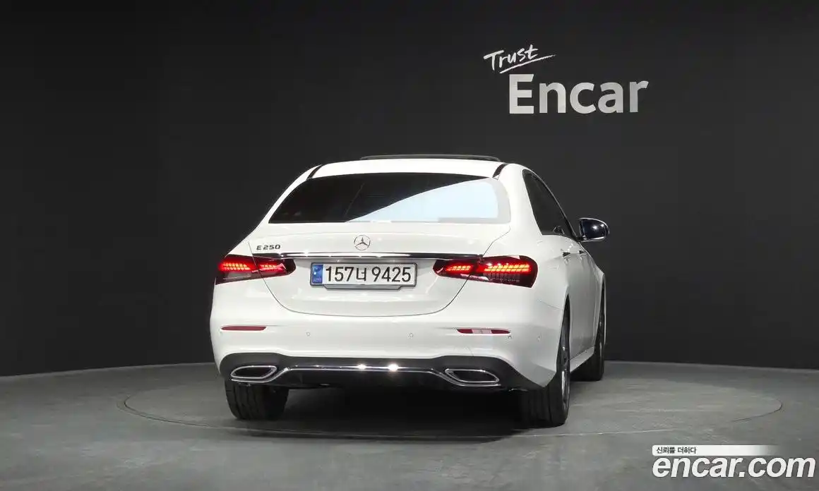 Mercedes-Benz E-Class 2023 2.0 гидро в Москве № 1544753, фото 4