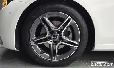 Mercedes-Benz E-Class 2023 2.0 гидро в Москве № 1544753, миниатюра 5