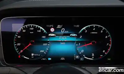Mercedes-Benz E-Class 2023 2.0 гидро в Москве № 1544753, миниатюра 8