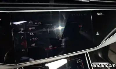 Audi Q8 2021 3.0 гидро в Москве № 1546027, миниатюра 12