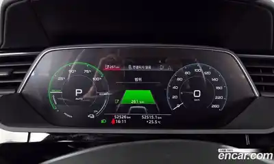 Audi e-tron 2020 0.2 гидро в Москве № 1546041, миниатюра 8