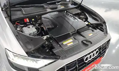 Audi Q8 2020 3.0 гидро в Москве № 1546334, миниатюра 6