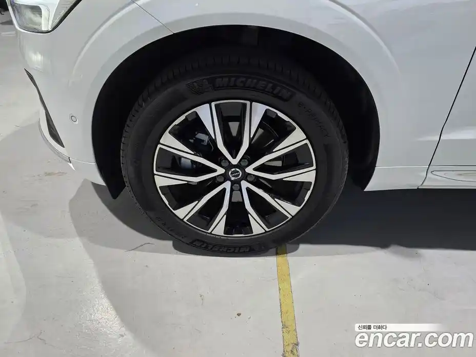 Volvo XC60 2025 2.0 гидро в Москве № 1546750, фото 18