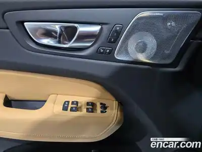Volvo XC60 2025 2.0 гидро в Москве № 1546750, миниатюра 9
