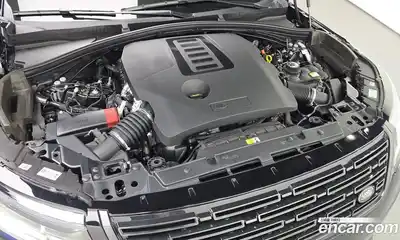 Land Rover Range-Rover Velar 2025 3.0 гидро в Москве № 1547486, миниатюра 11