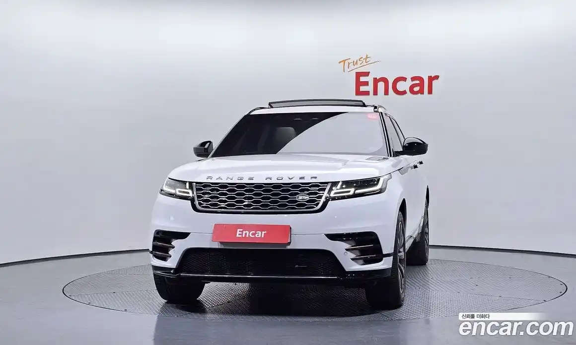 Land Rover Range-Rover Velar 2023 2.0 гидро в Москве № 1547508, фото 3
