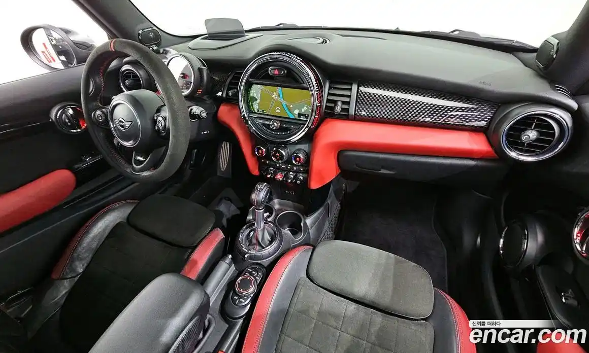 Mini Cooper 2017 2.0 гидро в Москве № 1548190, фото 7