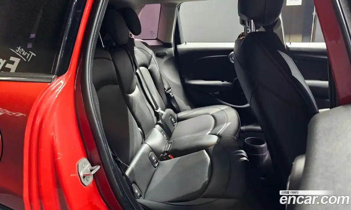 Mini Cooper 2015 1.5 гидро в Москве № 1548295, фото 11