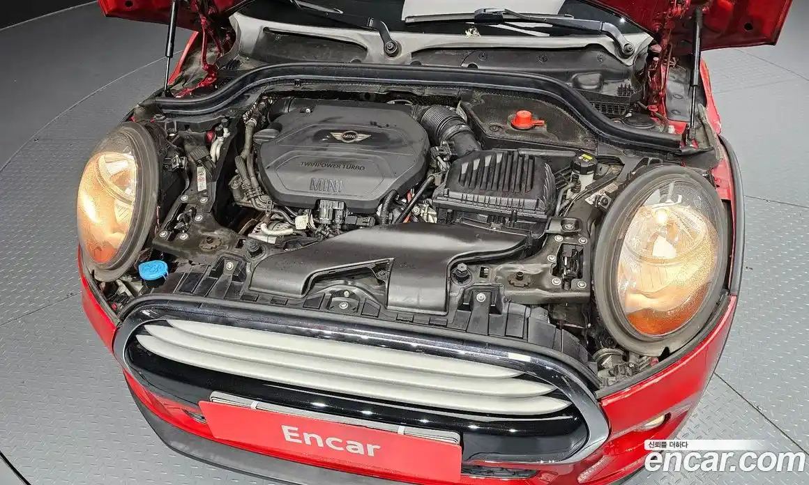 Mini Cooper 2015 1.5 гидро в Москве № 1548295, фото 6