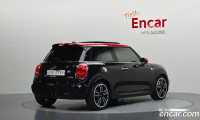 Mini Cooper 2015 2.0 гидро в Москве № 1548452, миниатюра 2