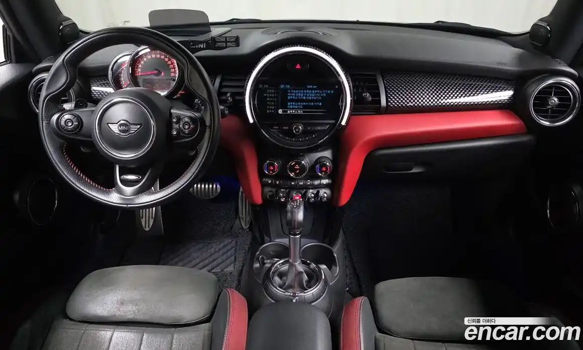 Mini Cooper 2015 2.0 гидро в Москве № 1548452, фото 7