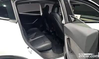 Tesla Model Y 2023 0.2 гидро в Москве № 1548627, миниатюра 11