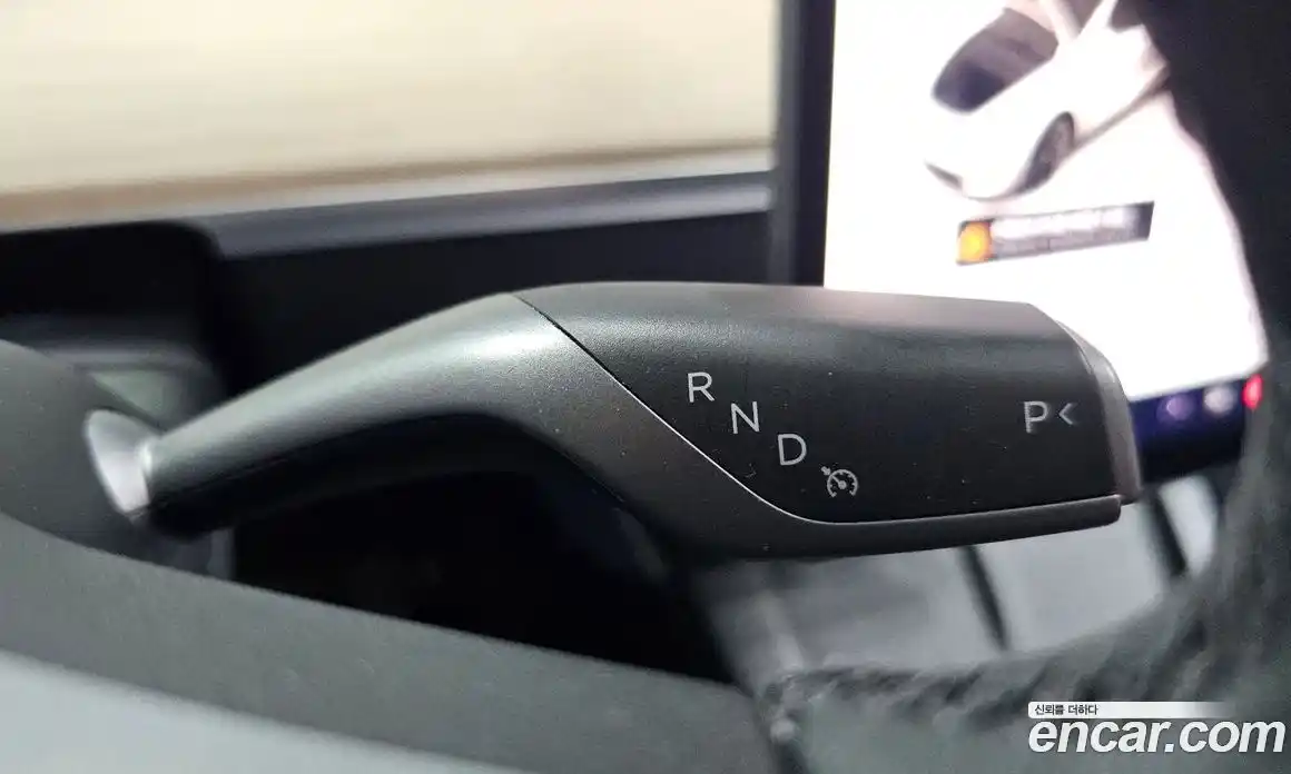 Tesla Model Y 2023 0.2 гидро в Москве № 1548627, фото 9