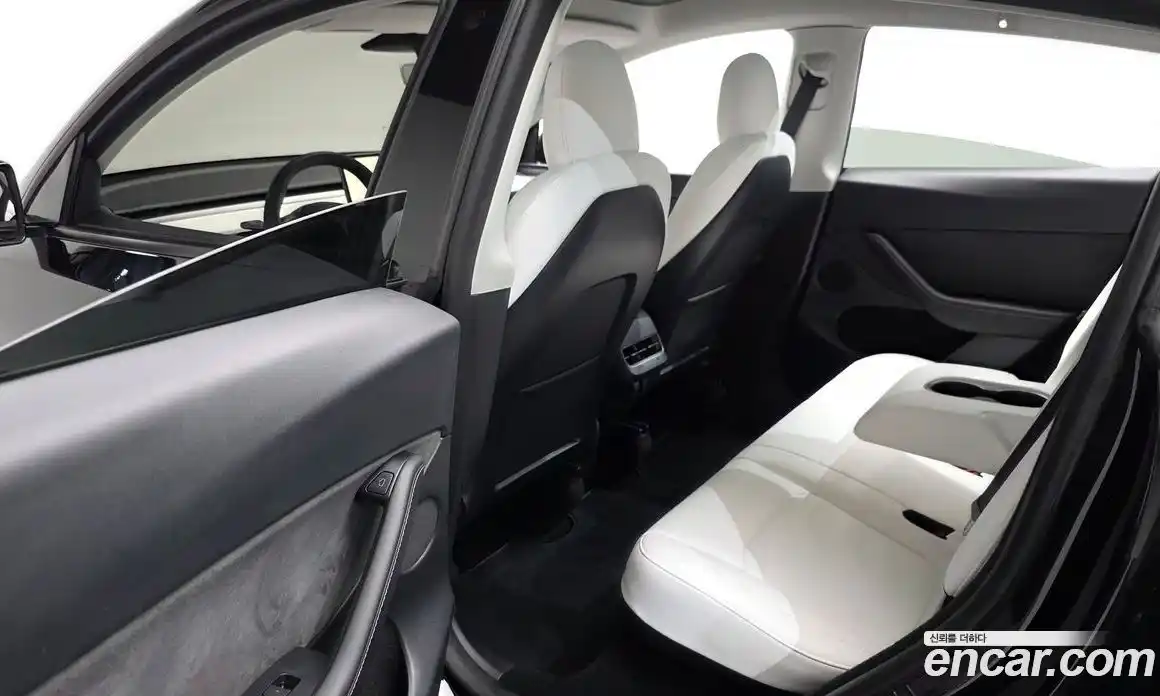 Tesla Model Y 2023 0.2 гидро в Москве № 1548645, фото 11