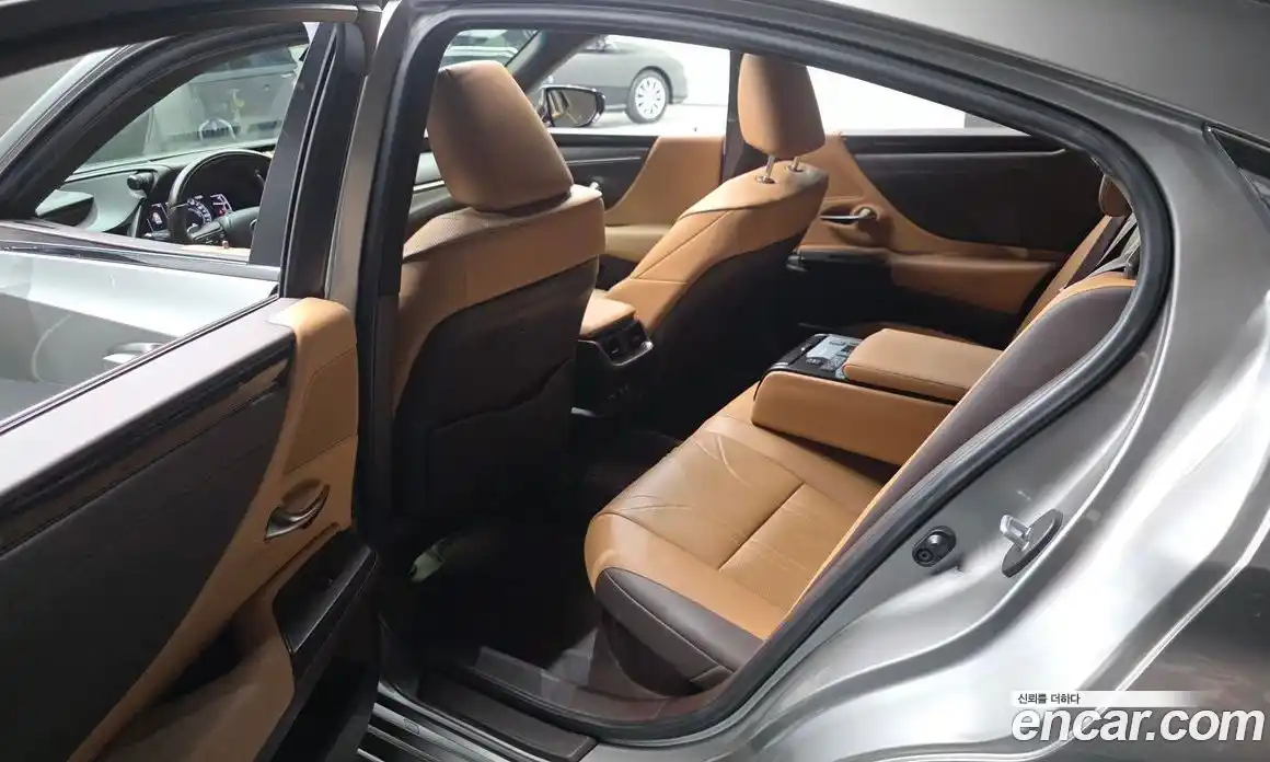 Lexus ES 2021 2.5 гидро в Москве № 1548845, фото 11
