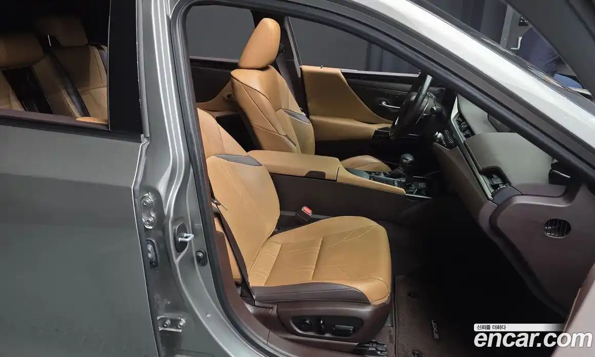Lexus ES 2021 2.5 гидро в Москве № 1548845, фото 12